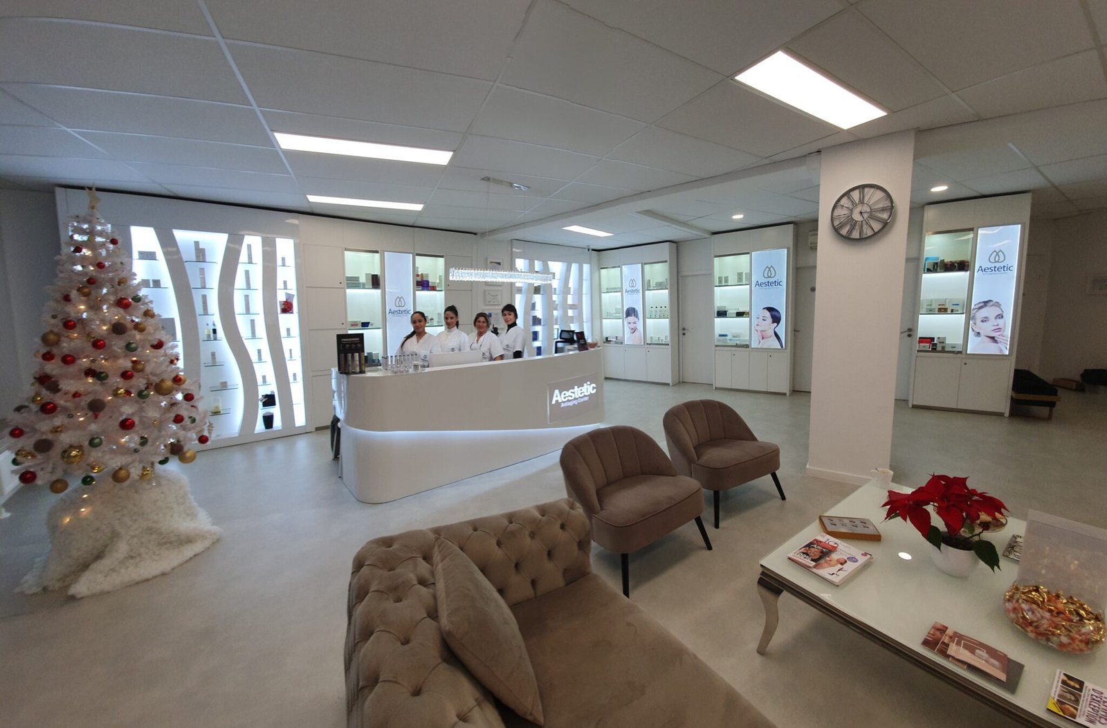 l'équipe Aestetic : Hair Clinic